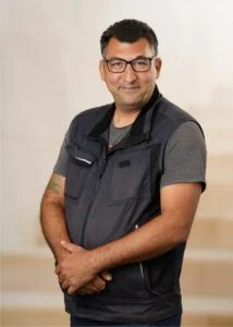Mustafa Schütte (mustafa.schuette@igs-wardenburg.eu)
